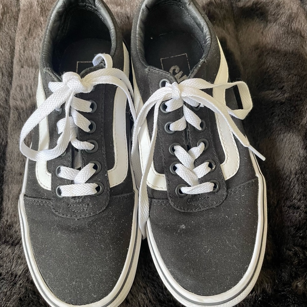 🛹Vans classic KICKS
